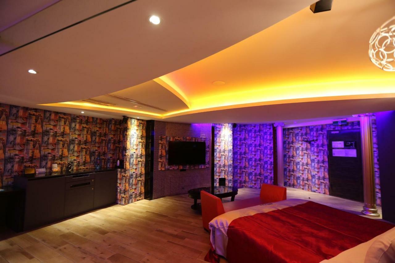 Yosemite Motel - Taiyuan Branch Taichung Eksteriør bilde
