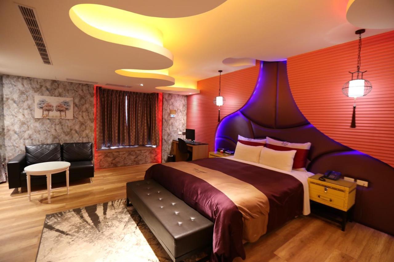 Yosemite Motel - Taiyuan Branch Taichung Eksteriør bilde